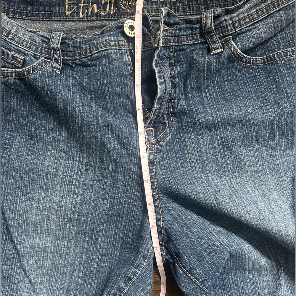 Classic Denim Flare Jeans with Intricate Embroidered Gold Design - Picture 9 of 12